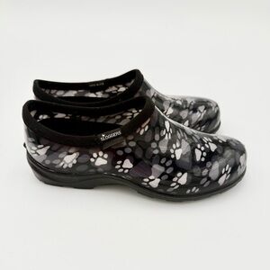 Sloggers Women's Black and White Paw Print‎ Mules